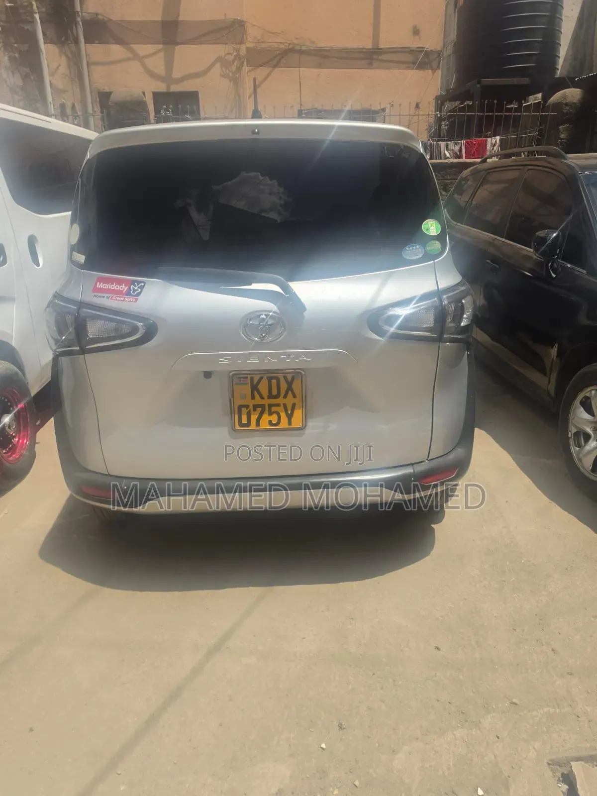Toyota Sienta 2019 Silver
