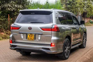 Lexus LX 2017 Silver