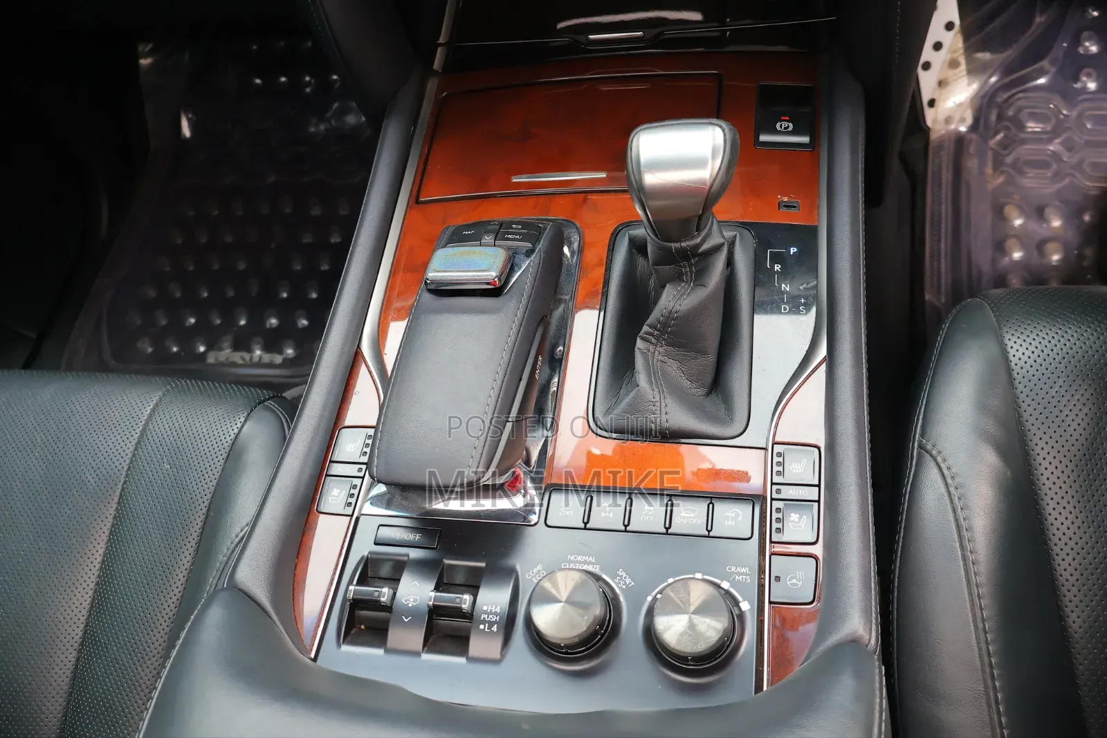 Lexus LX 2017 Silver