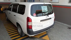Toyota Probox 1.5 DX Comfort 2WD 2021 White