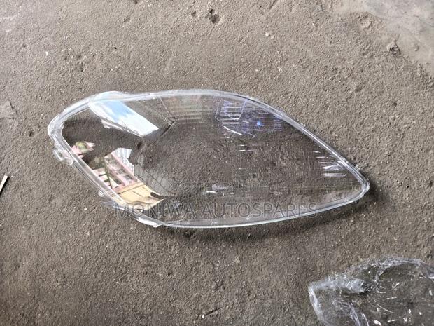 Headlens Vitz 2005,2006,2009,2010
