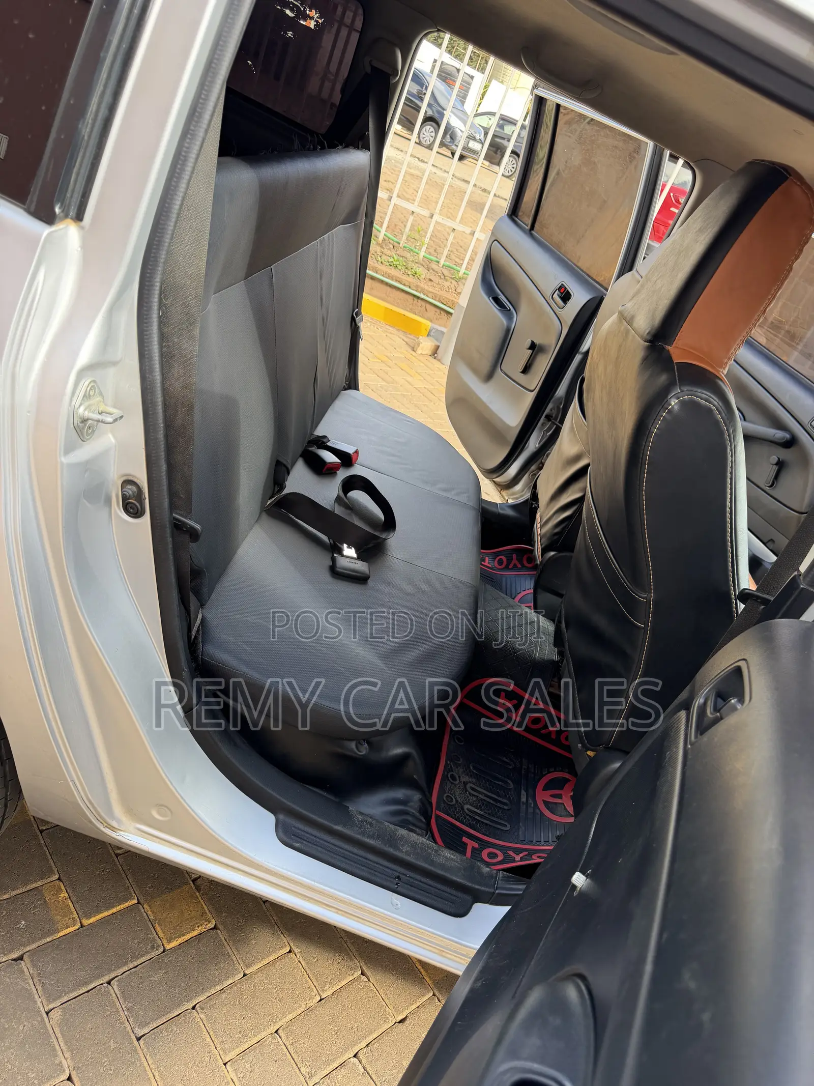 Toyota Probox 2019 Silver