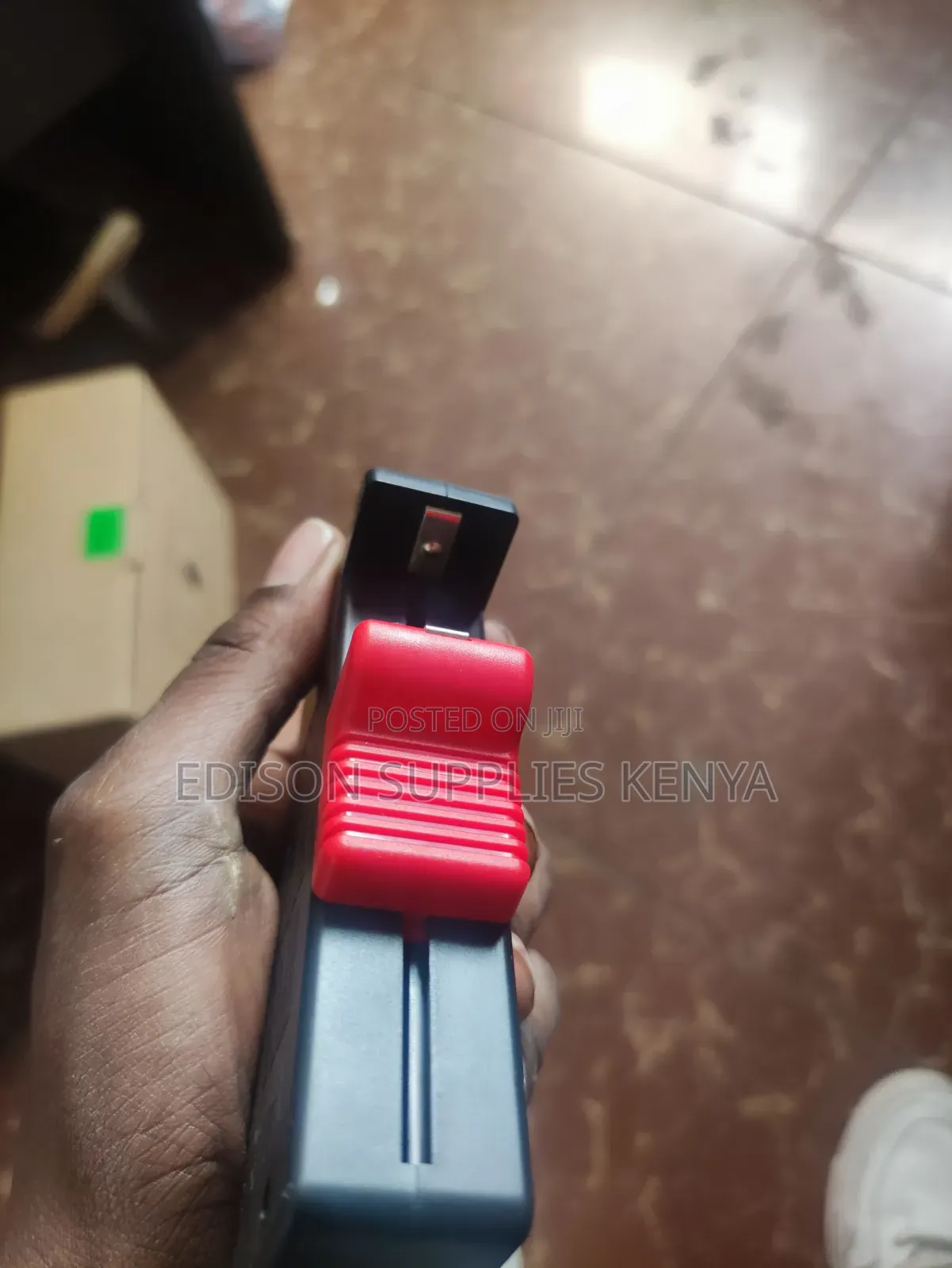 Universal Battery Tester, Portable Analog Battery Capacity Tester,