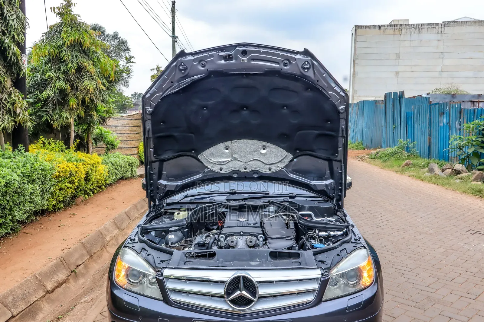 Mercedes-Benz C200 2007 Gray
