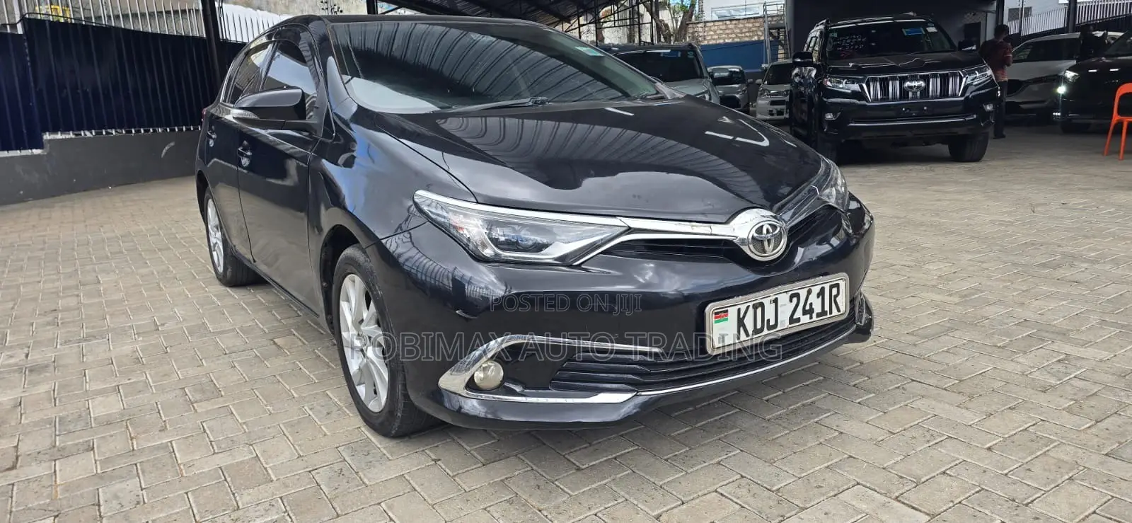Toyota Auris 2017 Silver