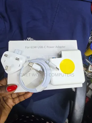 Macbook/Apple 61w USB-C Power Adapter Complete