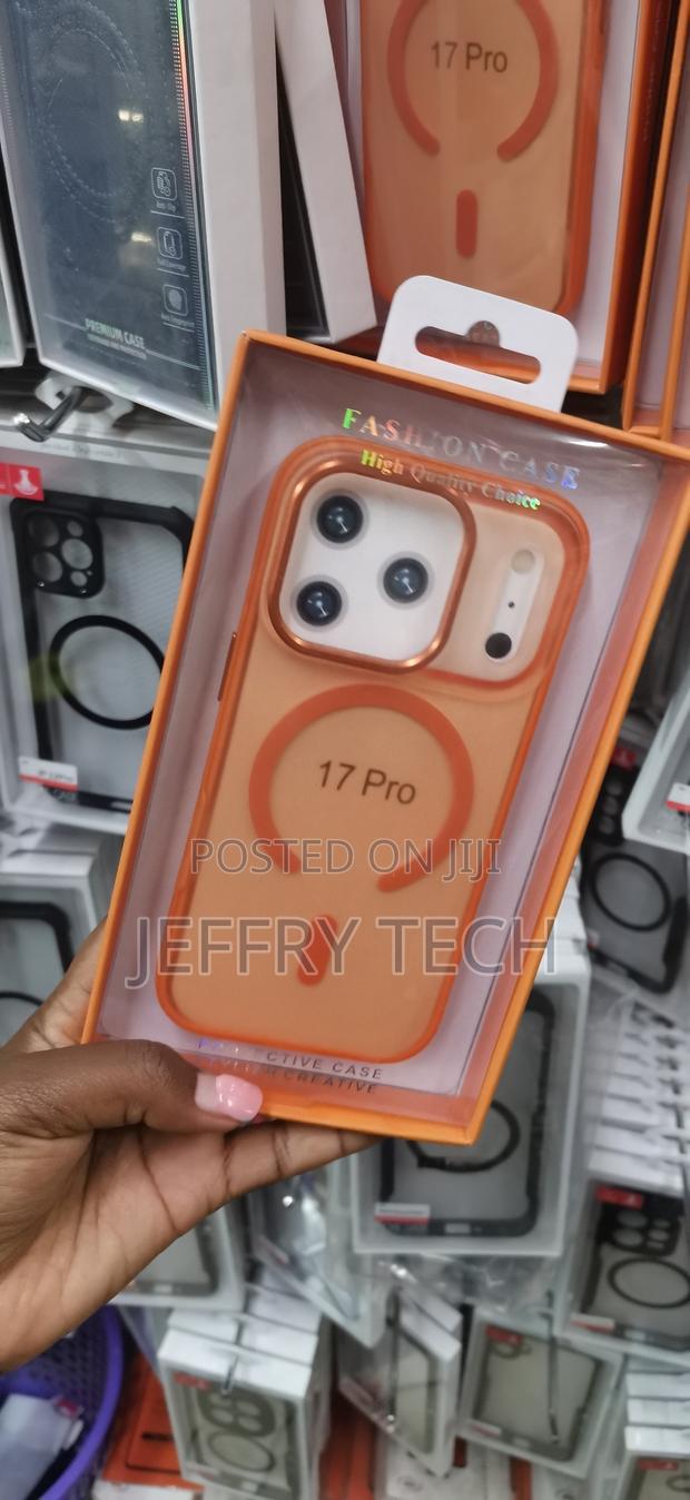 Orange "Fashion Case" MagSafe Phone Case Designed for iPhone 17 Pro