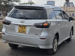 Toyota Wish 2012