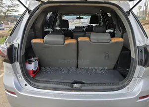 Toyota Wish 2012