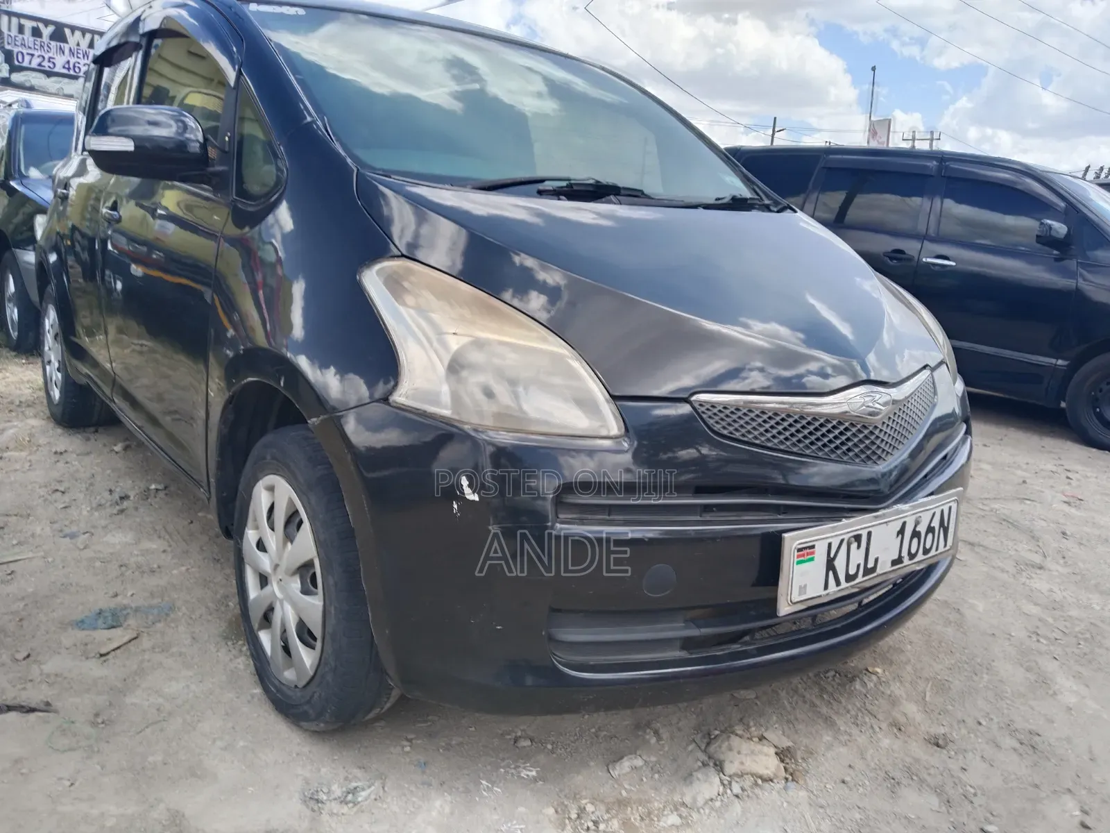 Toyota Ractis 2009 Black