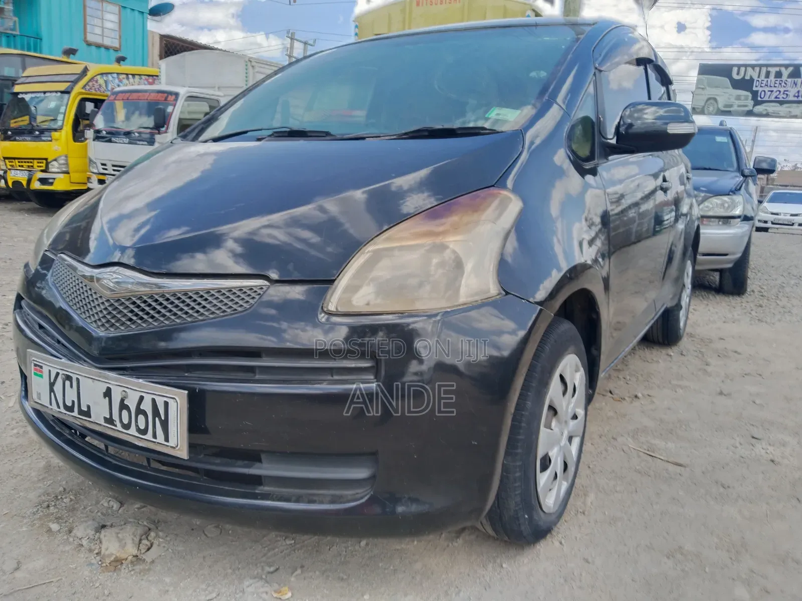 Toyota Ractis 2009 Black