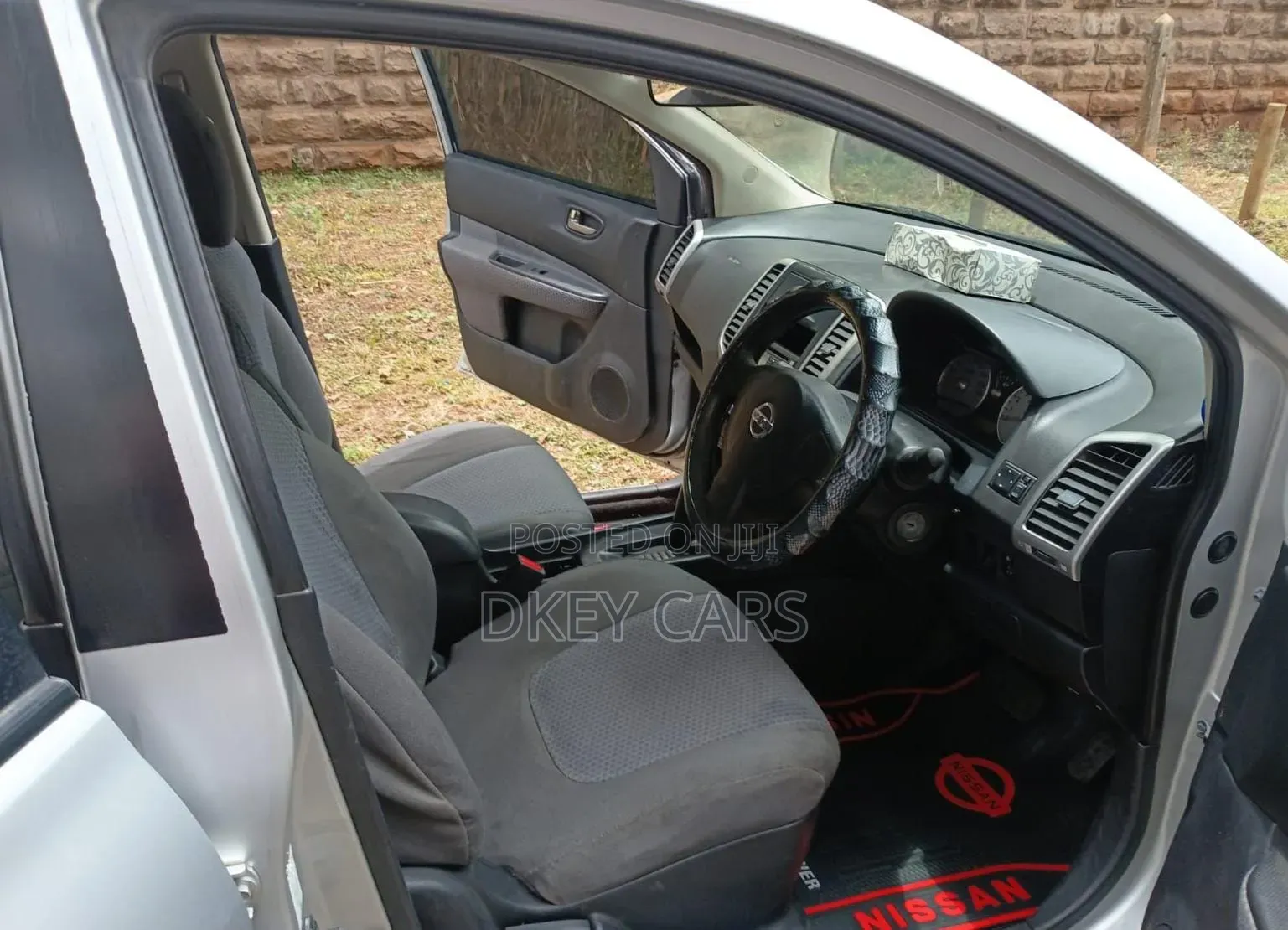Nissan Wingroad 2009 Silver