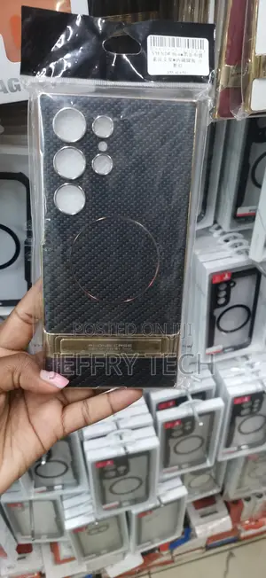 Carbon Fiber Pattern Leather Case for Samsung Galaxy S24 Ultra.