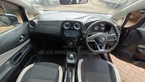 Nissan Note 2017 Burgundy