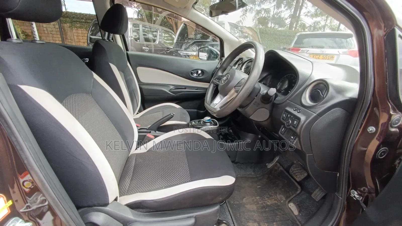 Nissan Note 2017 Burgundy