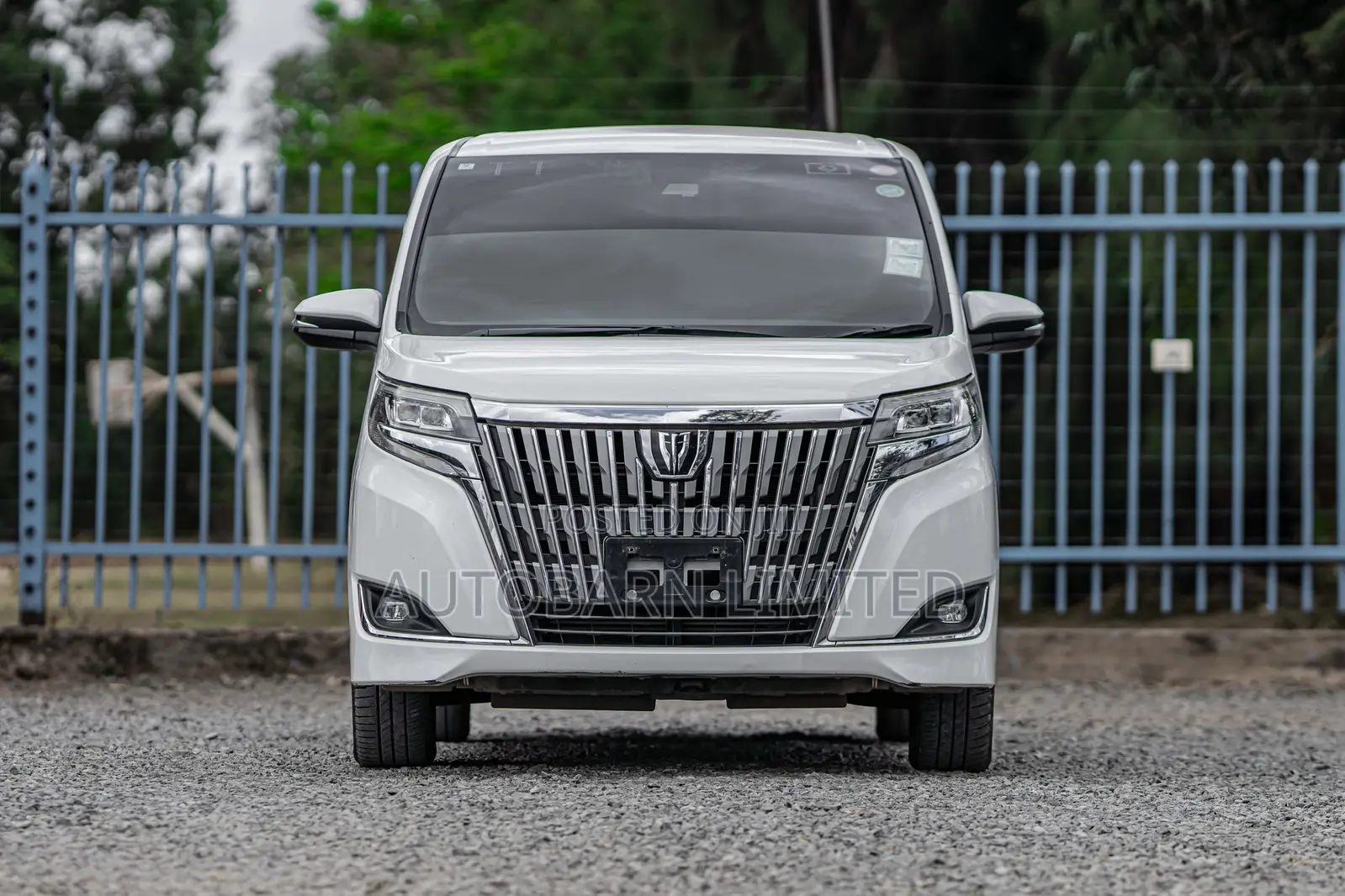 Toyota Esquire 2018 White