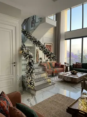 2.7 M Pre-Lit, Heavily Snow-Flocked Christmas Garland
