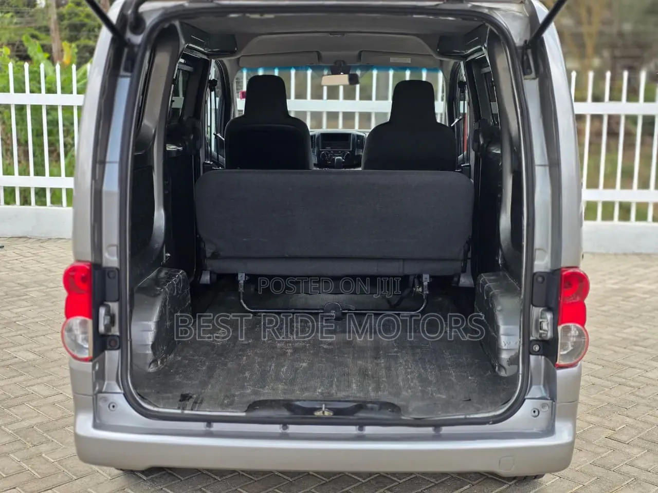 Nissan NV200 2014 Gray