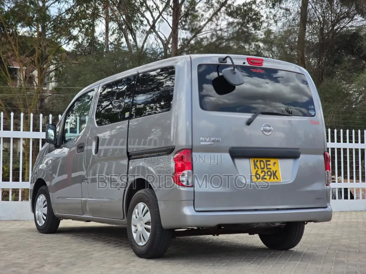 Nissan NV200 2014 Gray