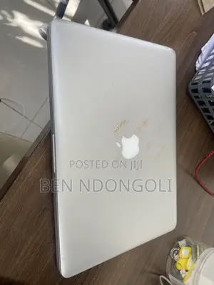 Laptop Apple MacBook 2012 8GB Intel Core i5 HDD 320GB