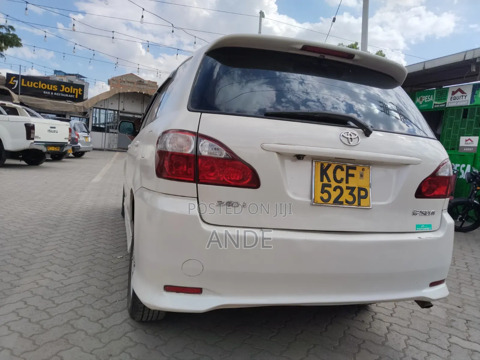 Toyota Ipsum 2009 Pearl