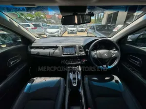 Honda Vezel 2019 Matt Black
