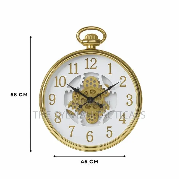 *Modern and Distinctive Decorative Wall Clock, With Moving Gear