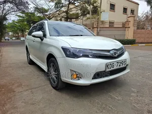 Toyota Corolla Fielder 1.5 Petrol FWD 2015 Pearl