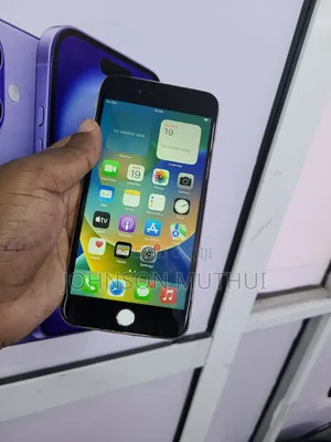 Apple iPhone 8 Plus 64 GB White
