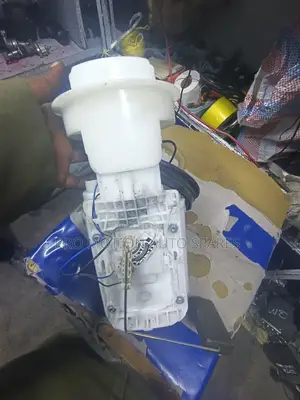 Volkswagen / Audi Fuel Pump Assembly With Sender Unit
