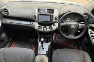 Toyota RAV4 2014 Off white