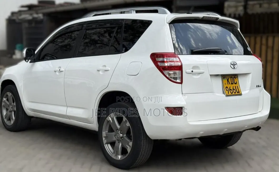 Toyota RAV4 2014 Off white