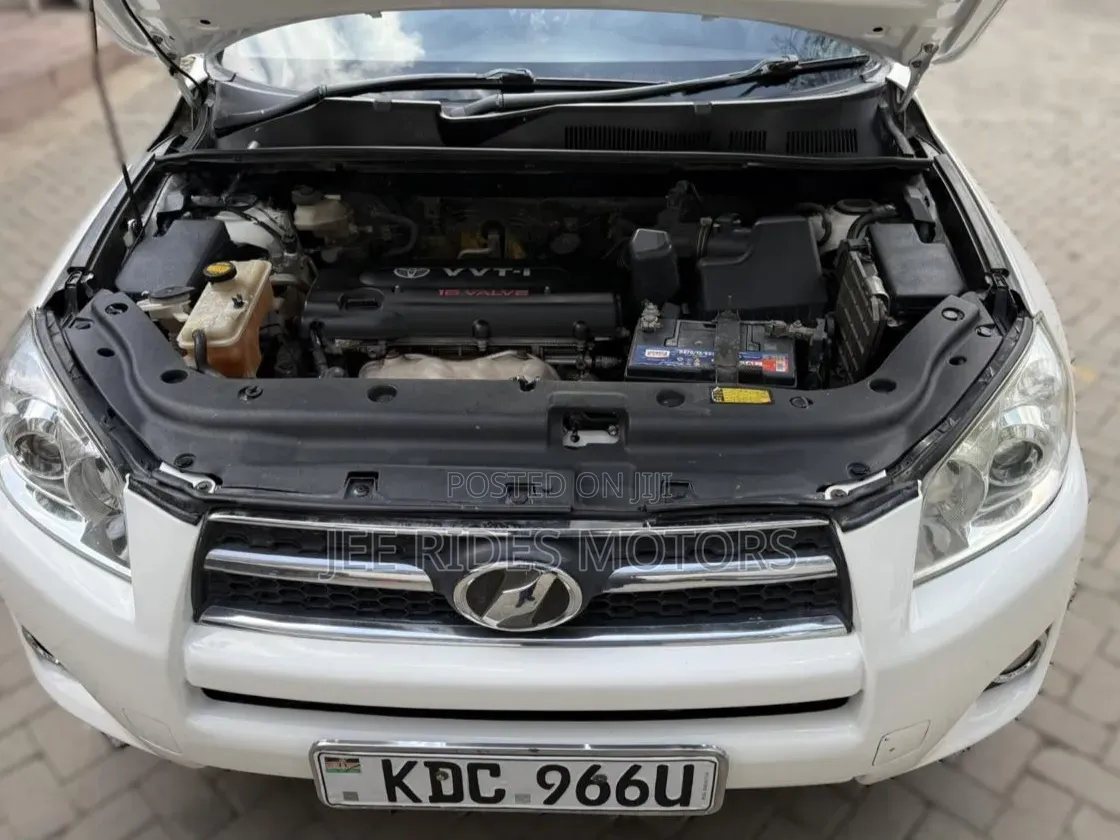 Toyota RAV4 2014 Off white
