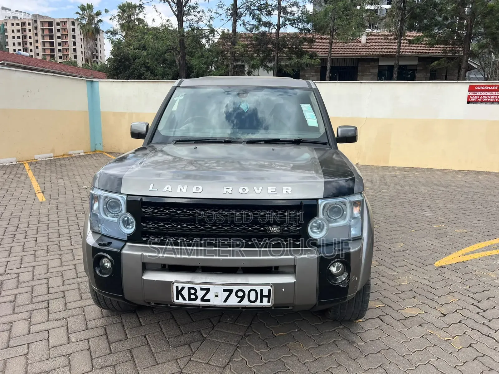 Land Rover Discovery 2009 Gray