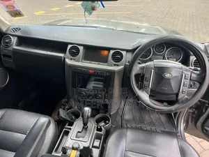 Land Rover Discovery 2009 Gray