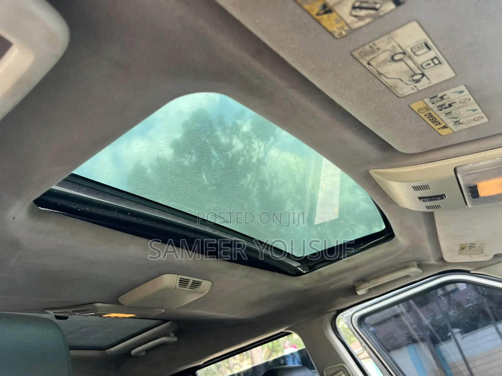 Land Rover Discovery 2009 Gray