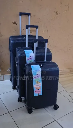Fashion 3-Piece Hard Shell Luggage Set With 360° Spinner Wheels