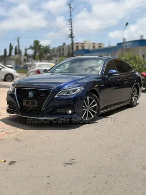 Toyota Crown 2019 Blue