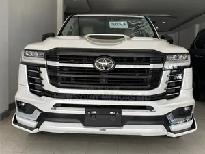 Toyota Land Cruiser 2023 White