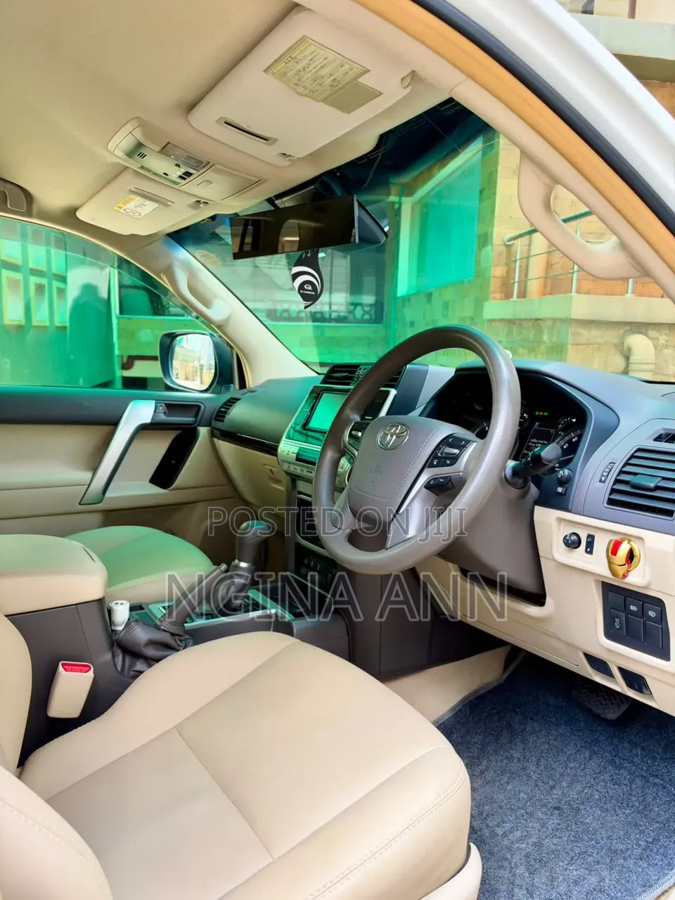 Toyota Land Cruiser Prado 2019 White