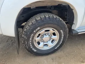 Toyota Hilux 2014 White