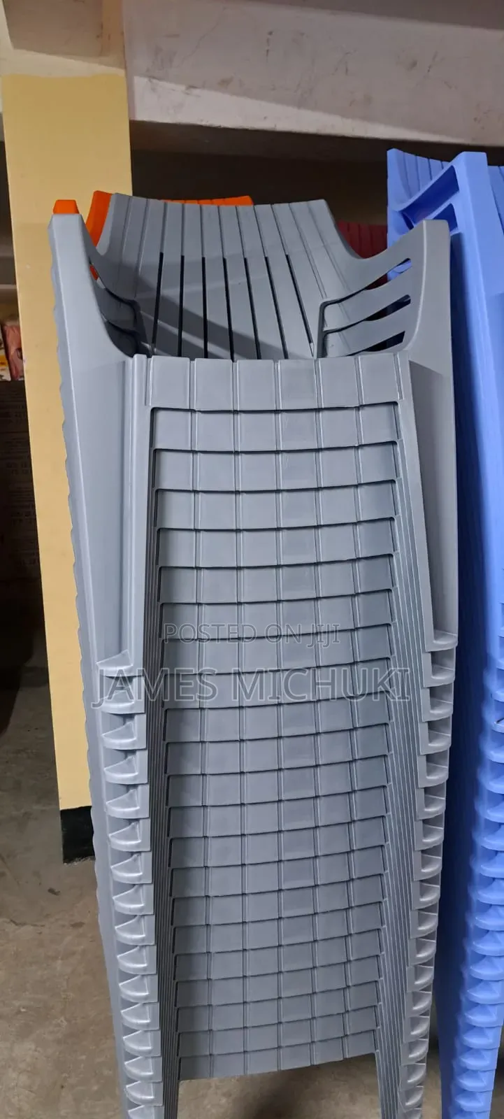 Kenpoly Chair