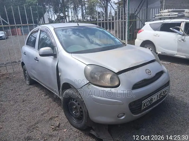 Nissan March 2013 Silver