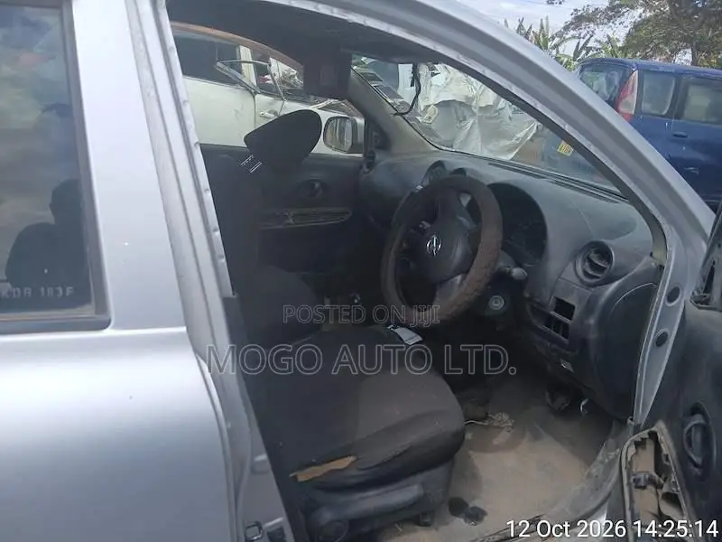 Nissan March 2013 Silver
