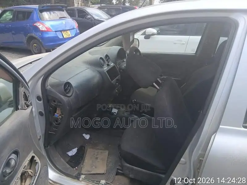 Nissan March 2013 Silver