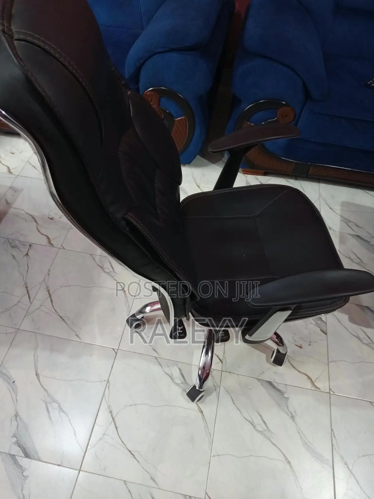 Ergonomic Executive Leather Office Chair