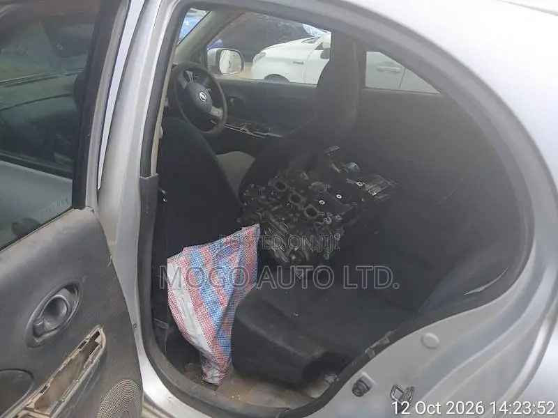 Nissan March 2013 Silver