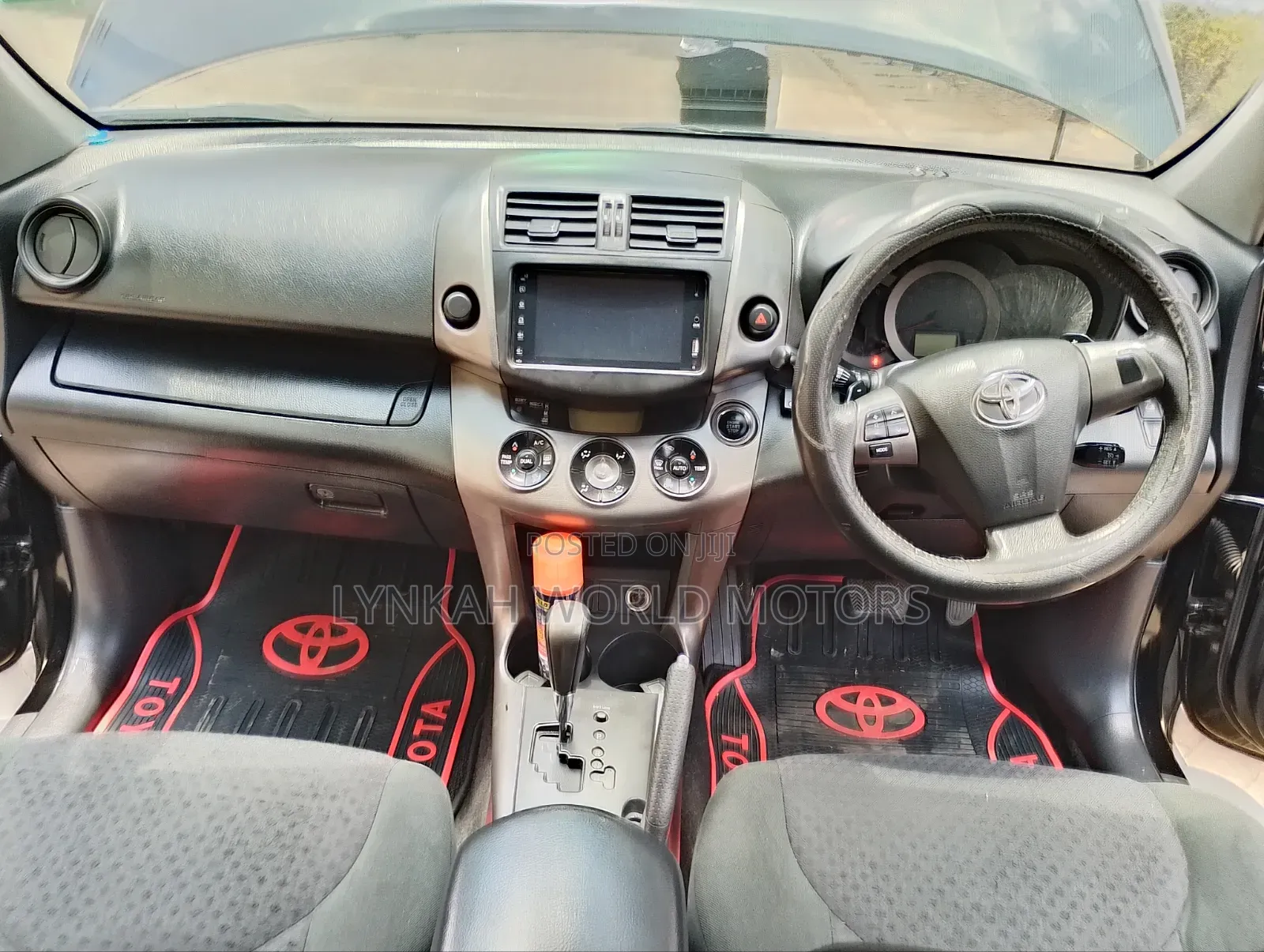 Toyota Vanguard 2012 Black