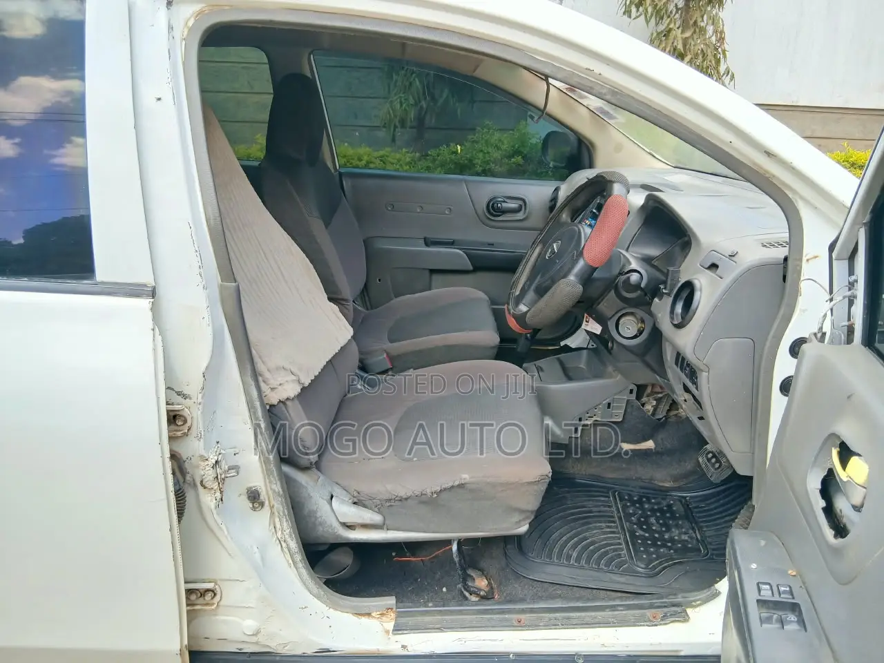 Nissan Advan 2008 White