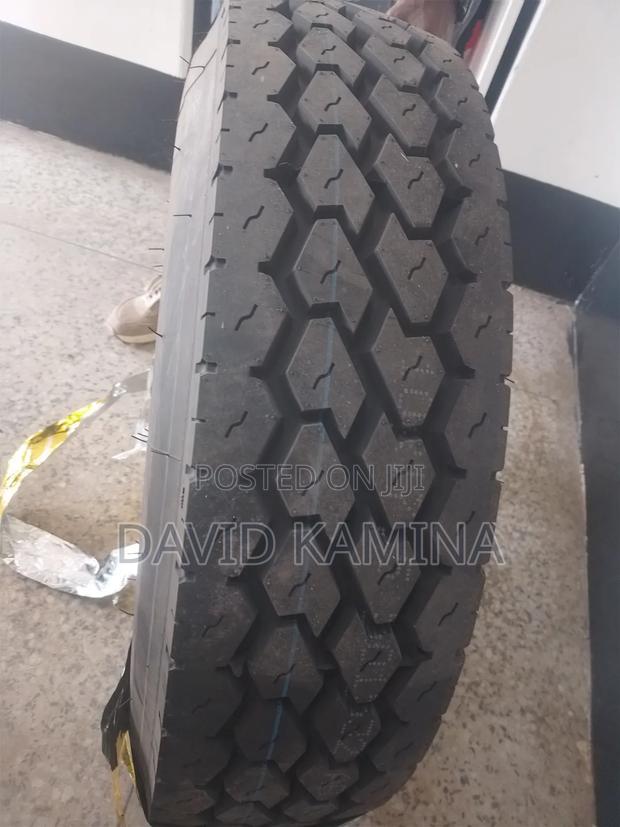 10 R 17.5 Blackhawk Tyres